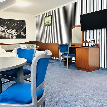Hotel Ambasadorski Rzeszów Eksteriør bilde